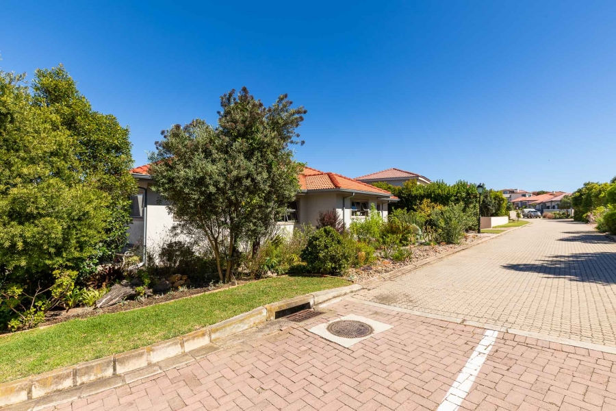 4 Bedroom Property for Sale in Bergsig Western Cape